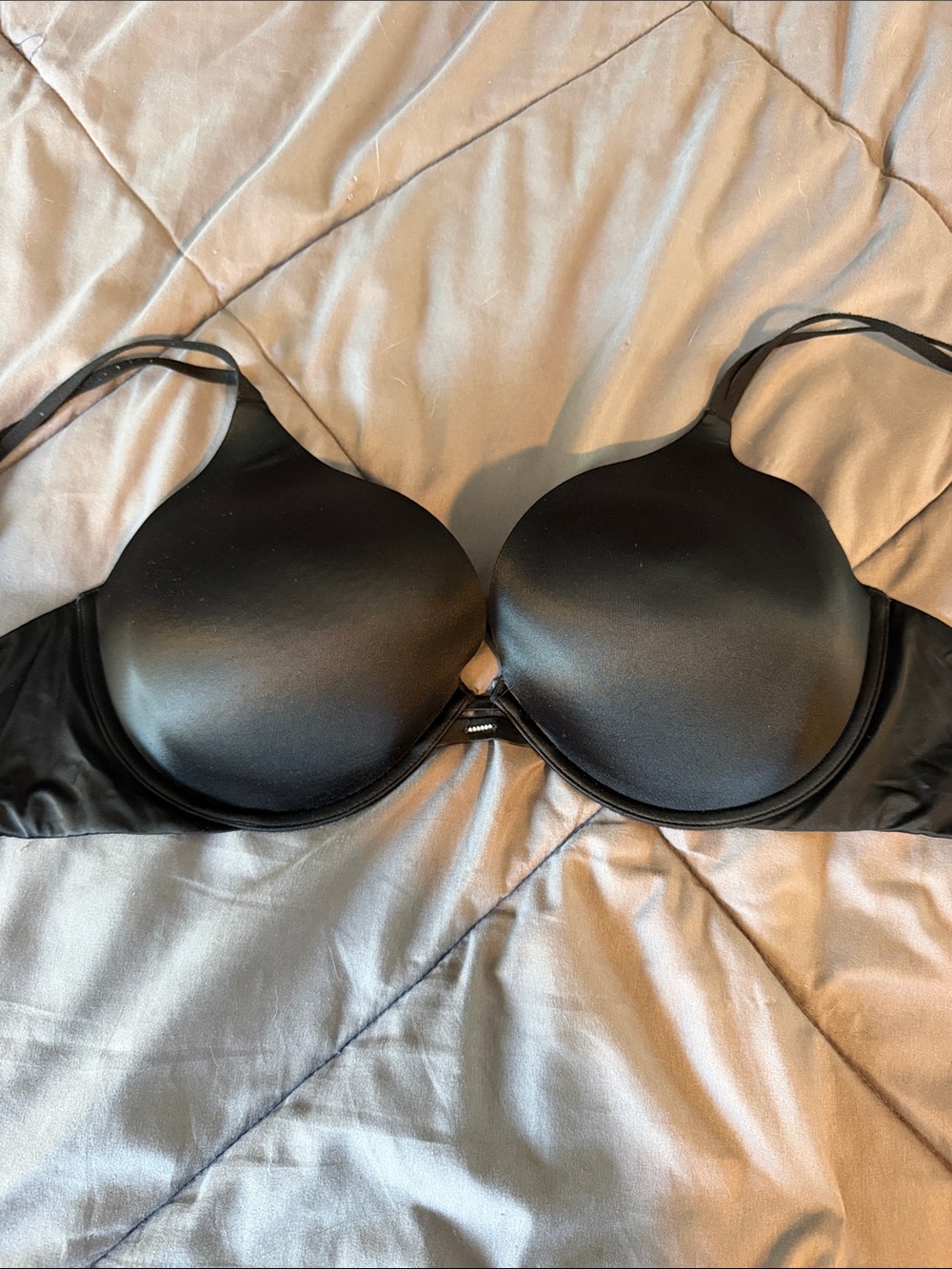Victoria's Secret Black Smooth T-Shirt Bra 38DD